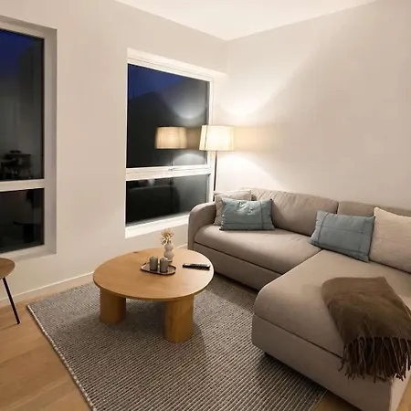 The Nordic - 2br In - The Collection