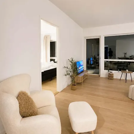 The Nordic - 2br In - The Collection